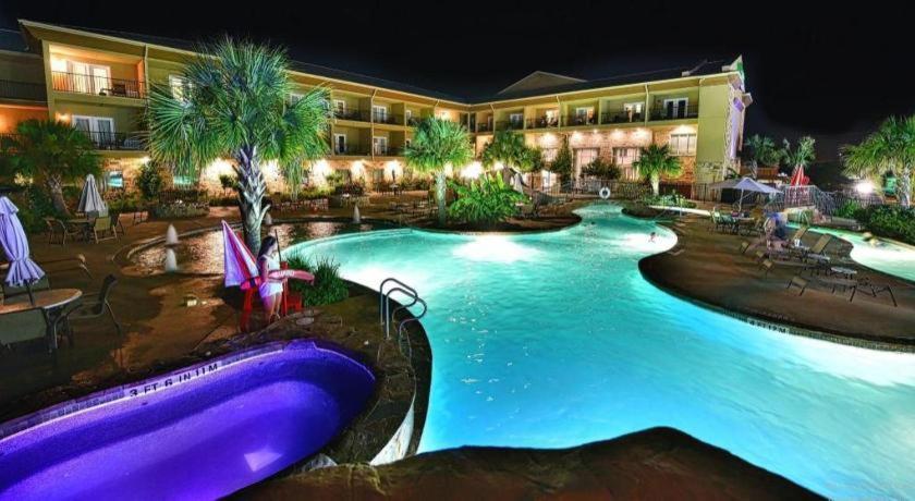 Holiday Inn Express & Suites Fredericksburg By Ihg Exterior foto